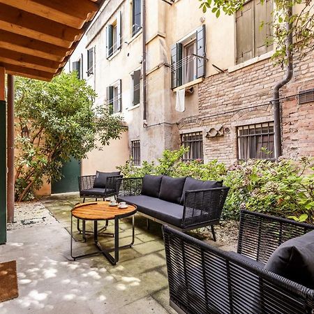Ca' San Carlo Residence By Wonderful Italy Benátky Exteriér fotografie